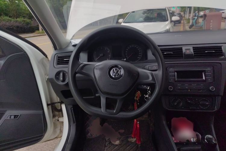 Used Volkswagen Santana 2019 1.5L Manual Fashion Edition China VI Standard Steering Wheel