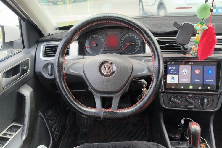 Used Volkswagen Santana 2019 1.5L Automatic Fashion Edition China VI Steering Wheel