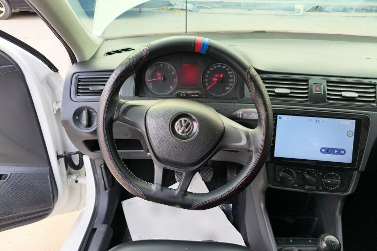 Used Volkswagen Santana 2019 1.5L Manual Fashion Edition China VI Standard Steering Wheel