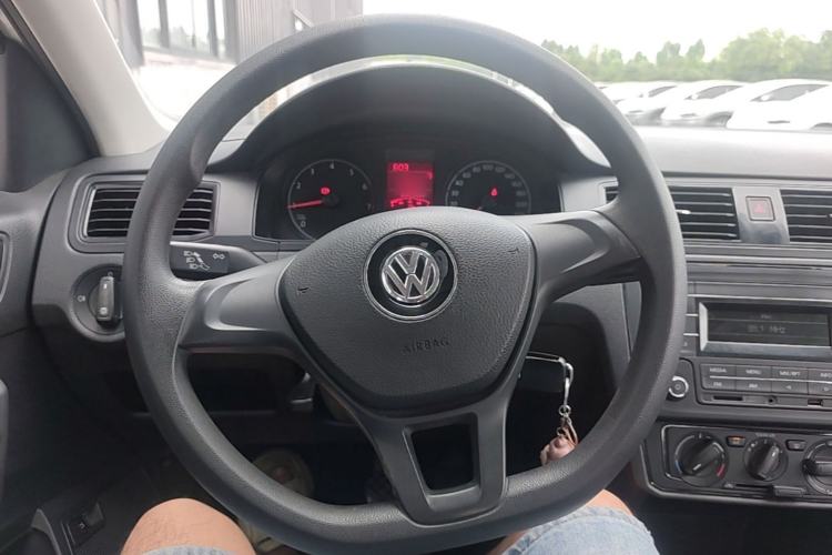 Used Volkswagen Santana 2019 1.5L Manual Fashion Edition China VI Standard Steering Wheel