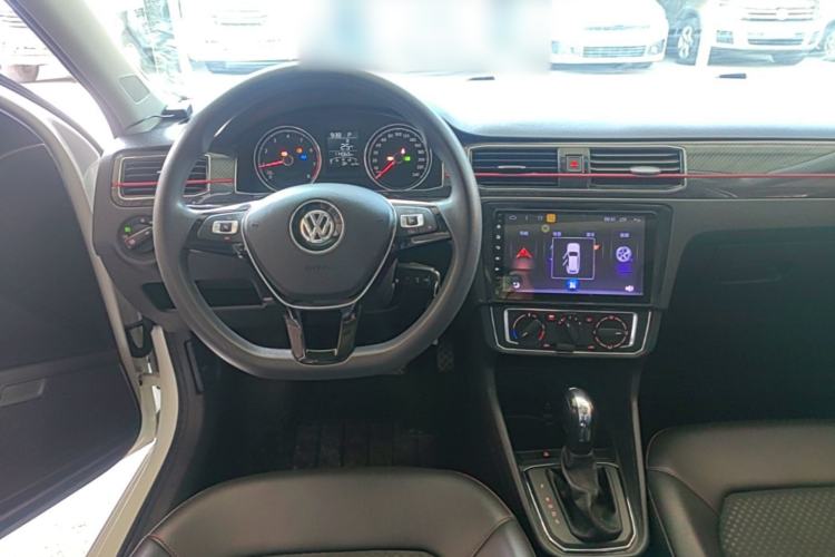 Used Volkswagen Santana 2019 Haval H6 1.5L Automatic Comfort Edition China VI Standard Steering Wheel