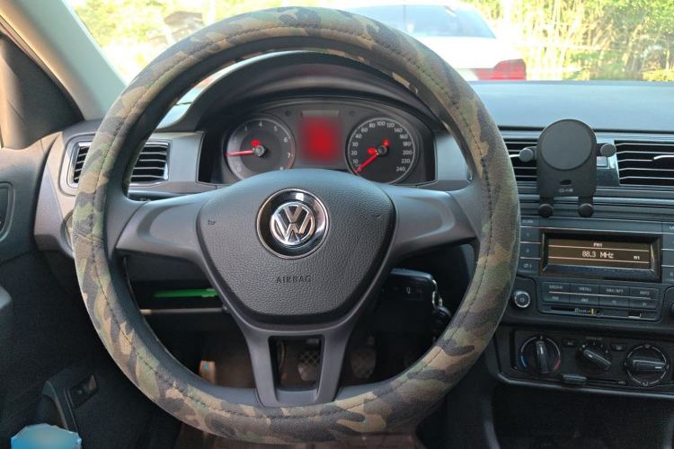 Used Volkswagen Santana 2019 1.5L Manual Fashion Edition China VI Standard Steering Wheel