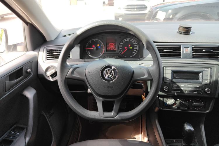 Used Volkswagen Santana 2019 1.5L Automatic Fashion Edition China VI Steering Wheel