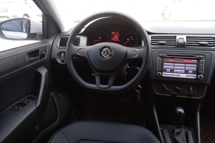 Used Volkswagen Santana 2019 1.5L Automatic Fashion Edition China VI Steering Wheel