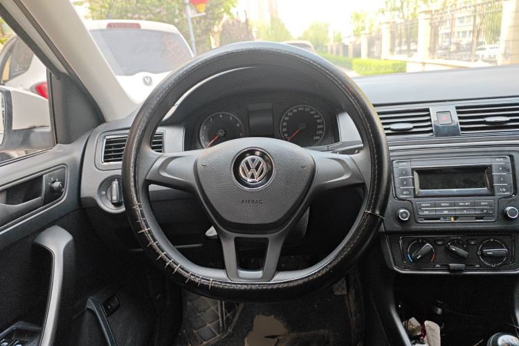 Used Volkswagen Santana 2019 1.5L Manual Fashion Edition China VI Standard Steering Wheel