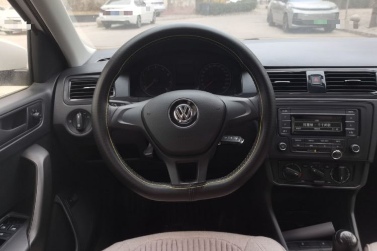 Used Volkswagen Santana 2019 1.5L Manual Fashion Edition China VI Standard Steering Wheel