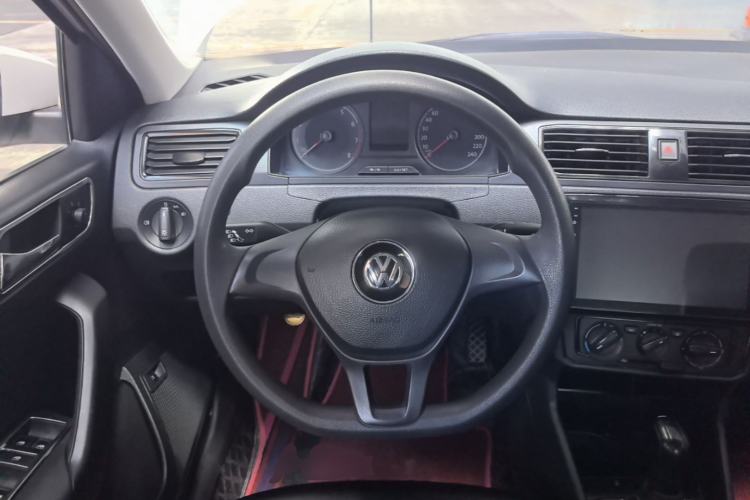 Used Volkswagen Santana 2019 1.5L Automatic Fashion Edition China VI Steering Wheel