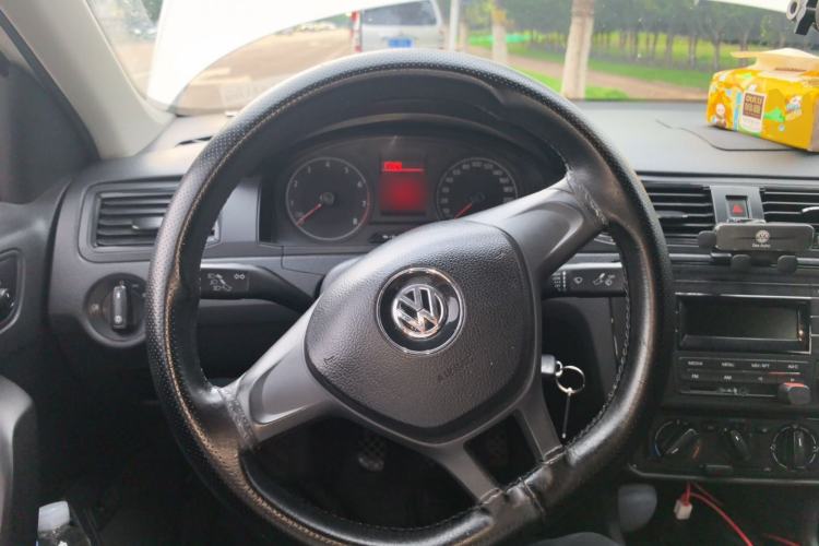 Used Volkswagen Santana 2019 1.5L Manual Fashion Edition China VI Standard Steering Wheel