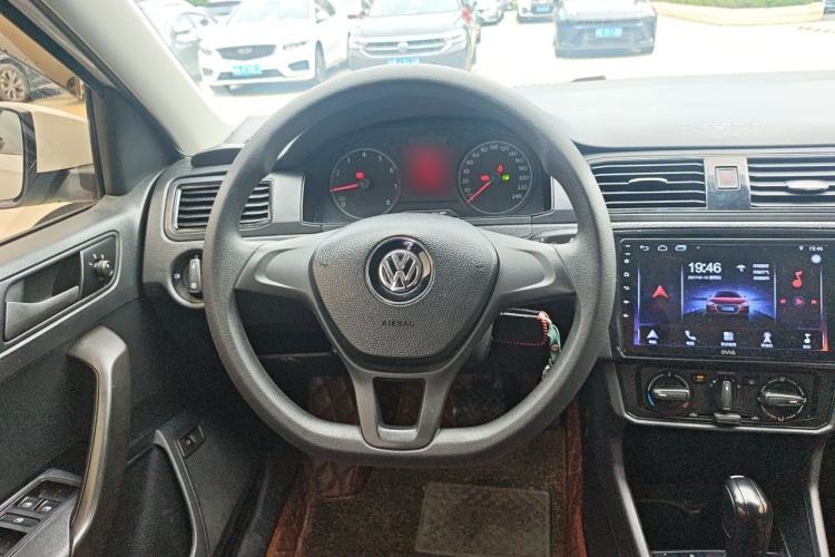 Used Volkswagen Santana 2019 1.5L Automatic Fashion Edition China VI Steering Wheel