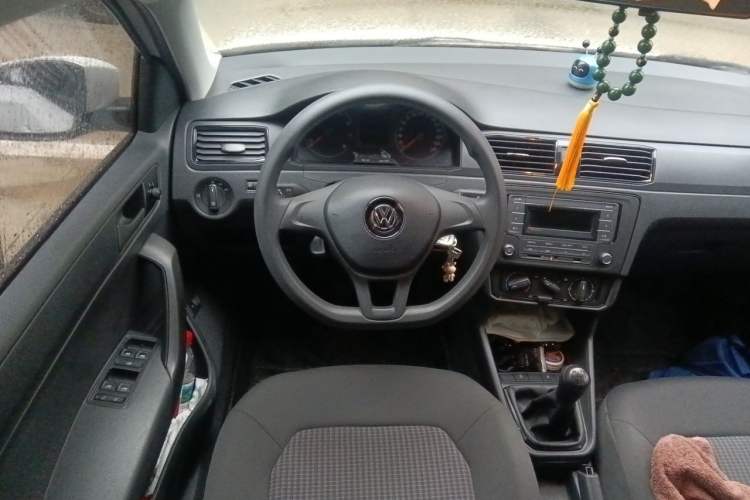 Used Volkswagen Santana 2019 1.5L Manual Fashion Edition China VI Standard Steering Wheel