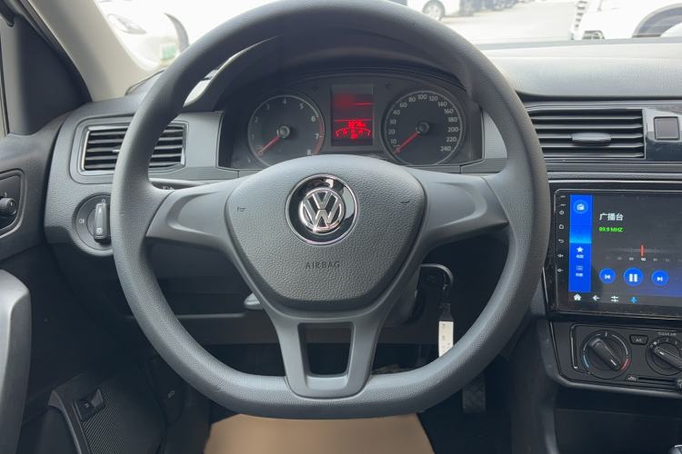 Used Volkswagen Santana 2019 1.5L Automatic Fashion Edition China VI Steering Wheel