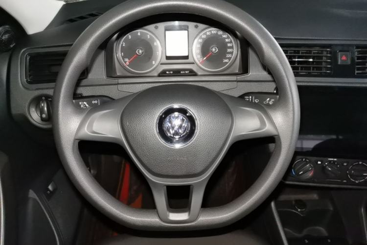 Used Volkswagen Santana 2019 1.5L Manual Fashion Edition China VI Standard Steering Wheel