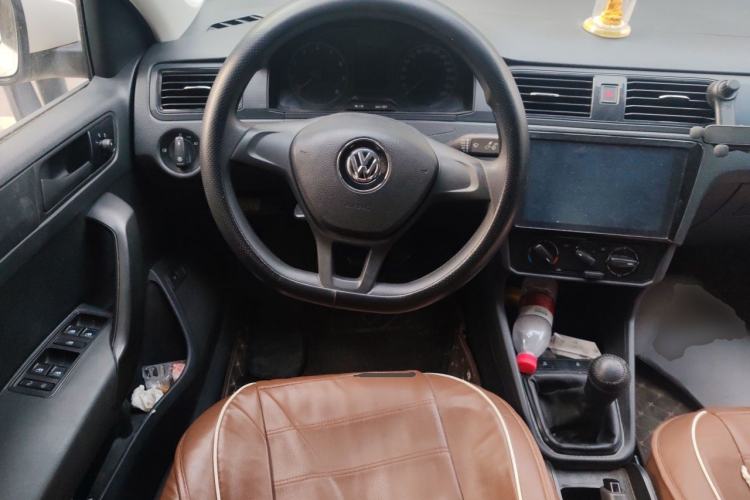 Used Volkswagen Santana 2019 1.5L Manual Fashion Edition China VI Standard Steering Wheel