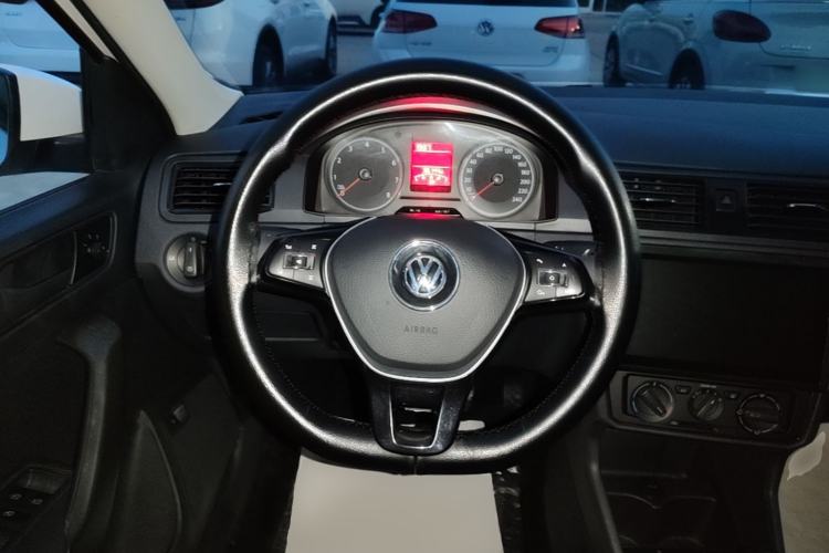 Used Volkswagen Santana 2019 1.5L Manual Fashion Edition China VI Standard Steering Wheel