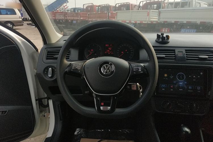 Used Volkswagen Santana 2019 1.5L Automatic Fashion Edition China VI Steering Wheel