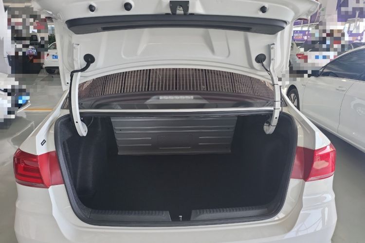Used Volkswagen Santana 2019 1.5L Automatic Fashion Edition China VI Trunk
