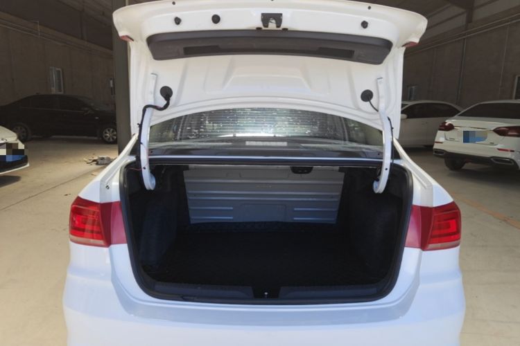 Used Volkswagen Santana 2019 1.5L Automatic Fashion Edition China VI Trunk