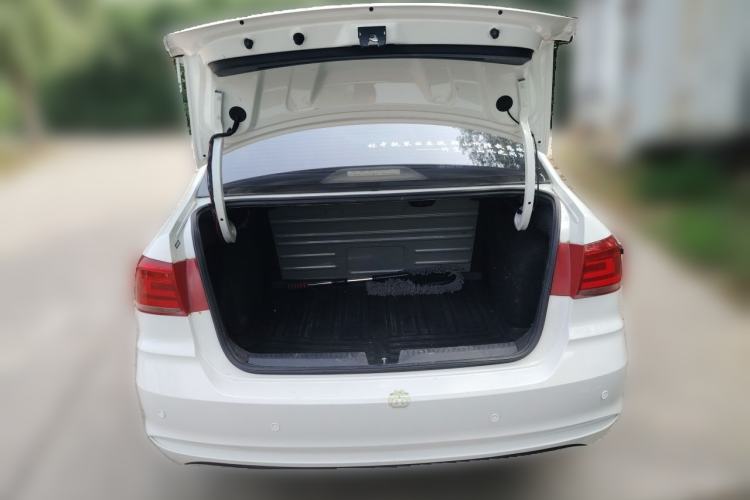 Used Volkswagen Santana 2019 1.5L Automatic Fashion Edition China VI Trunk