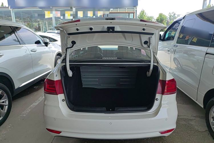 Used Volkswagen Santana 2019 1.5L Manual Comfort Edition China VI Standard Trunk