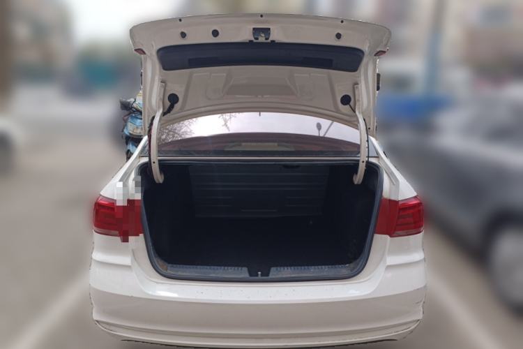 Used Volkswagen Santana 2019 1.5L Manual Fashion Edition China VI Standard Trunk