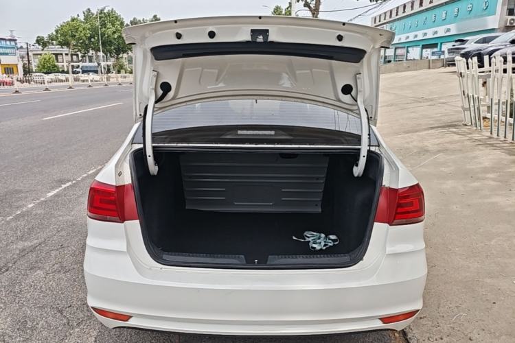 Used Volkswagen Santana 2019 1.5L Automatic Fashion Edition China VI Trunk