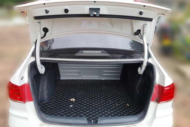 Used Volkswagen Santana 2019 1.5L Manual Fashion Edition China VI Standard Trunk