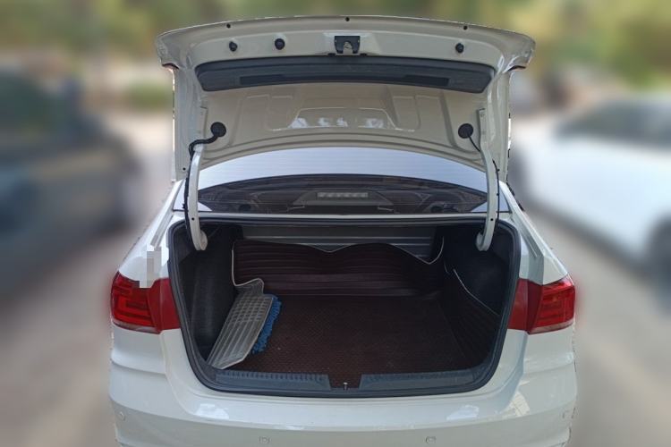 Used Volkswagen Santana 2019 1.5L Automatic Fashion Edition China VI Trunk