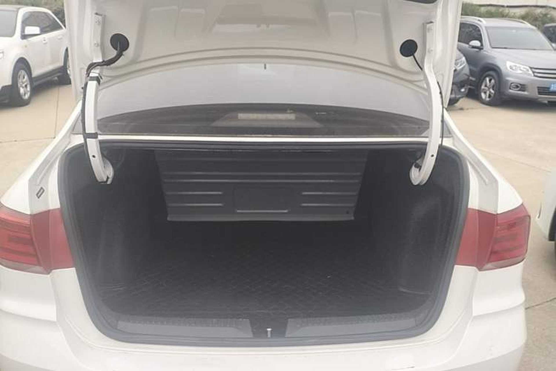 Used Volkswagen Santana 2019 1.5L Automatic Fashion Edition China VI Trunk