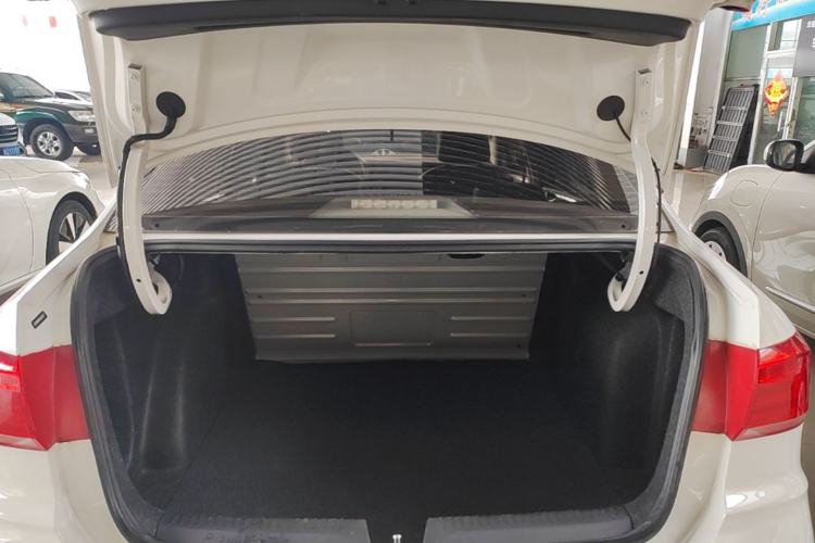 Used Volkswagen Santana 2019 1.5L Automatic Comfort Edition China VI Standard Trunk