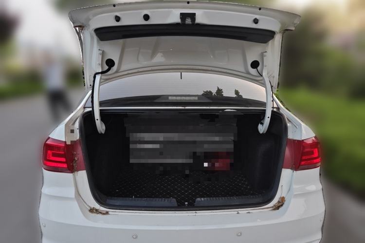 Used Volkswagen Santana 2019 1.5L Automatic Fashion Edition China VI Trunk