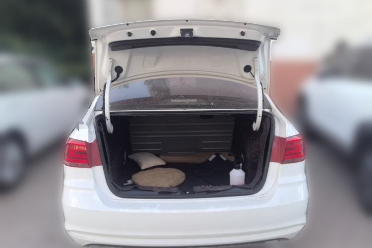 Used Volkswagen Santana 2019 1.5L Manual Fashion Edition China VI Standard Trunk