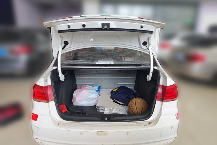 Used Volkswagen Santana 2019 1.5L Automatic Fashion Edition China VI Trunk