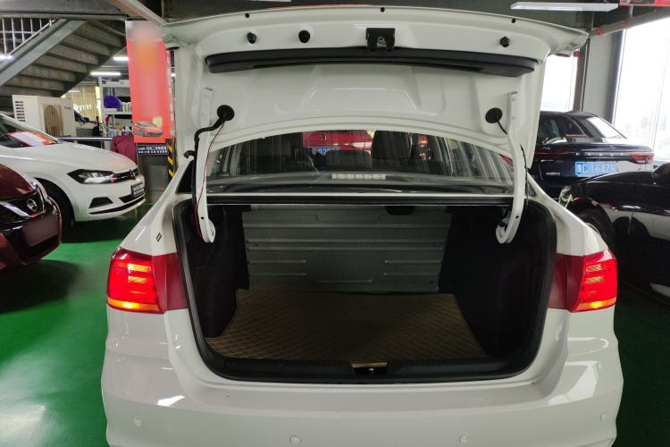Used Volkswagen Santana 2019 1.5L Manual Fashion Edition China VI Standard Trunk