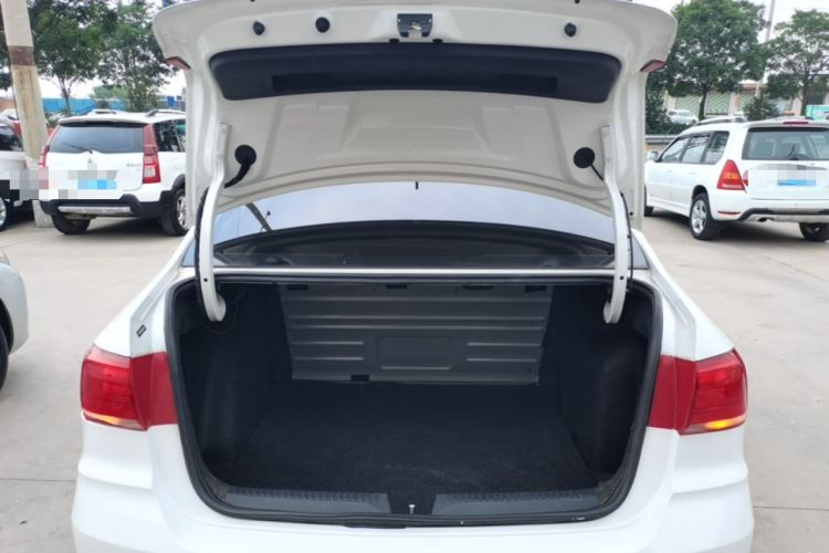 Used Volkswagen Santana 2019 1.5L Manual Fashion Edition China VI Standard Trunk