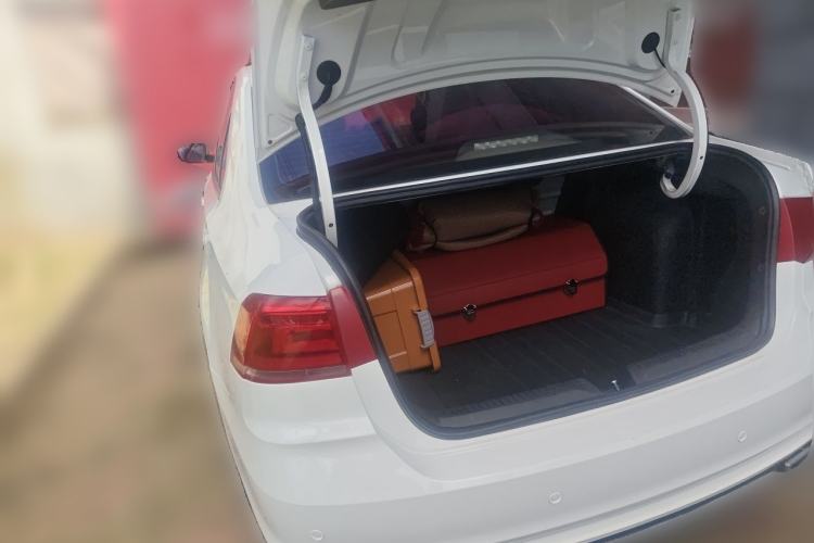 Used Volkswagen Santana 2019 1.5L Automatic Fashion Edition China VI Trunk