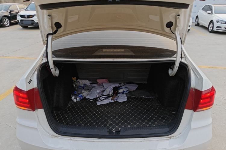 Used Volkswagen Santana 2019 1.5L Automatic Fashion Edition China VI Trunk