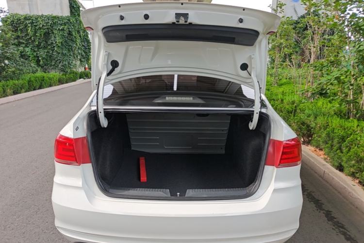 Used Volkswagen Santana 2019 1.5L Automatic Fashion Edition China VI Trunk