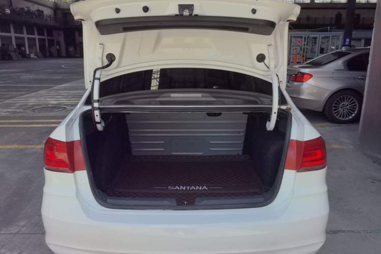 Used Volkswagen Santana 2019 1.5L Automatic Fashion Edition China VI Trunk