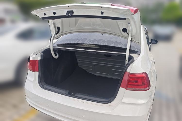 Used Volkswagen Santana 2019 1.5L Automatic Fashion Edition China VI Trunk