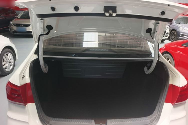 Used Volkswagen Santana 2019 1.5L Automatic Fashion Edition China VI Trunk