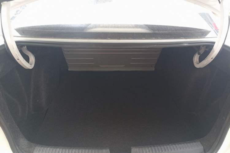 Used Volkswagen Santana 2019 1.5L Automatic Fashion Edition China VI Trunk