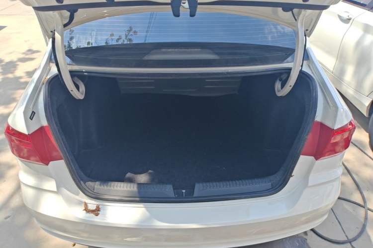 Used Volkswagen Santana 2019 1.5L Automatic Fashion Edition China VI Trunk