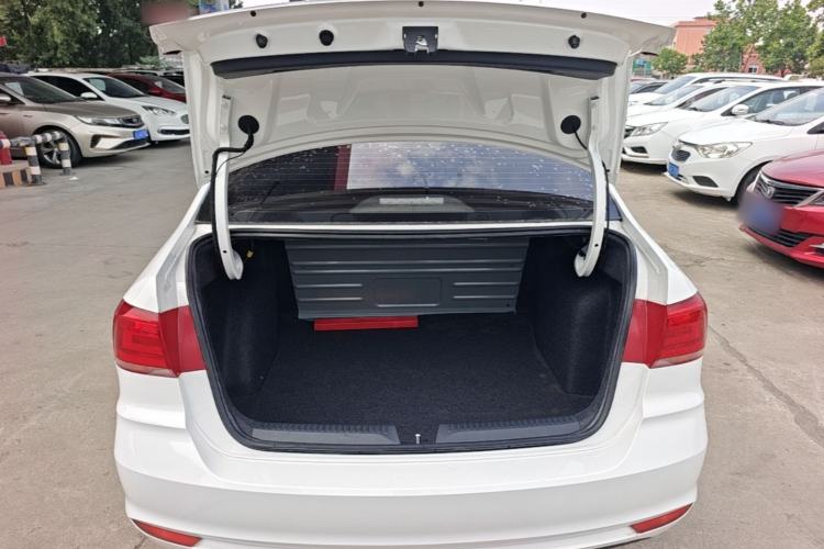 Used Volkswagen Santana 2019 1.5L Automatic Fashion Edition China VI Trunk