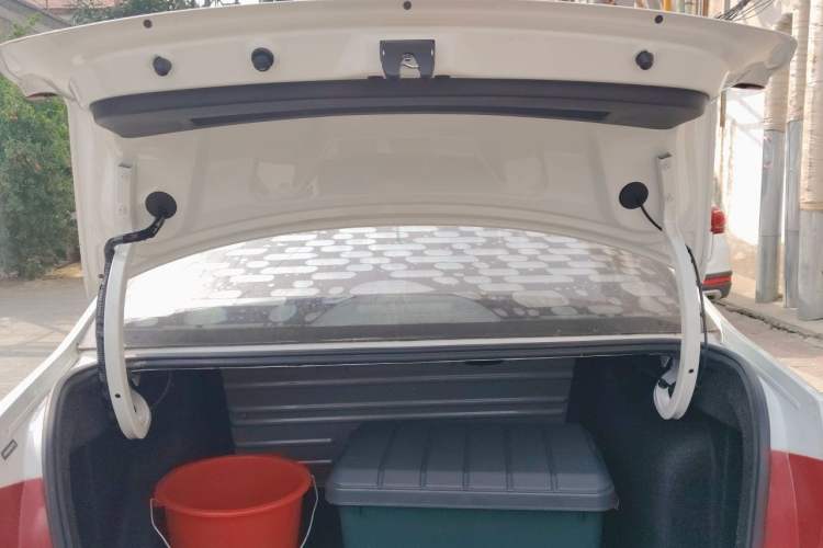 Used Volkswagen Santana 2019 1.5L Manual Fashion Edition China VI Standard Trunk
