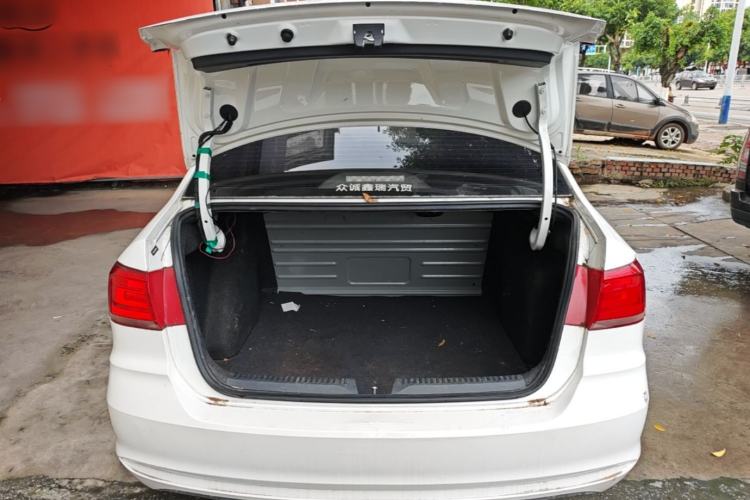 Used Volkswagen Santana 2019 1.5L Automatic Fashion Edition China VI Trunk