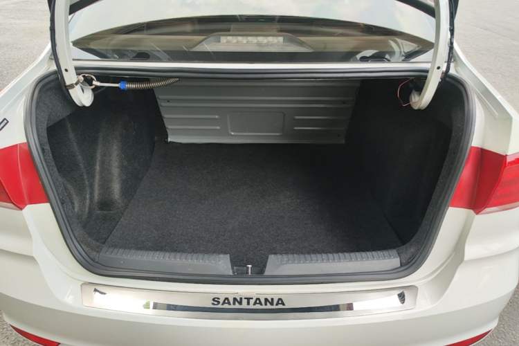 Used Volkswagen Santana 2019 1.5L Manual Fashion Edition China VI Standard Trunk