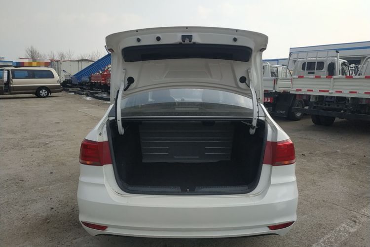 Used Volkswagen Santana 2019 1.5L Automatic Fashion Edition China VI Trunk