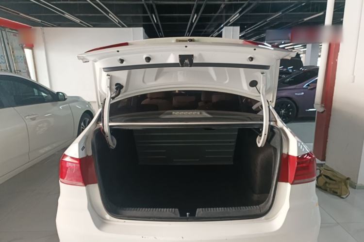 Used Volkswagen Santana 2019 1.5L Automatic Fashion Edition China VI Trunk