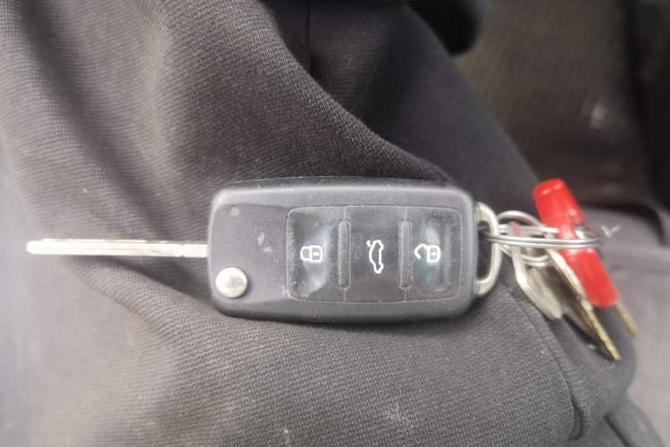 Used Volkswagen Santana 2019 1.5L Manual Fashion Edition China VI Standard Vehicle Key