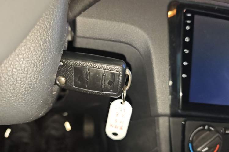 Used Volkswagen Santana 2019 1.5L Manual Fashion Edition China VI Standard Vehicle Key